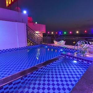 Hotel Remark